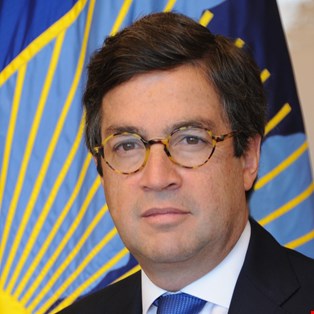 Luis Alberto Moreno 